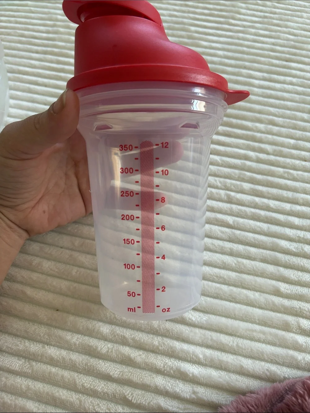 Tupperware E85 EZ Shaker 350 ml red 37097